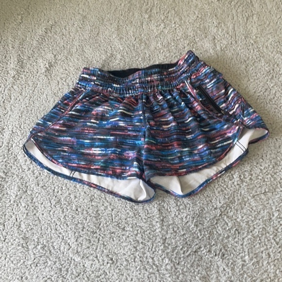 Lululemon  Tracker Shorts Hinshu Alpine blue hotty hot speed up run times size 8 - Picture 1 of 4